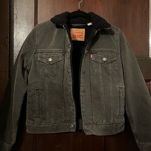 Black jean Levi Jacket size x-small